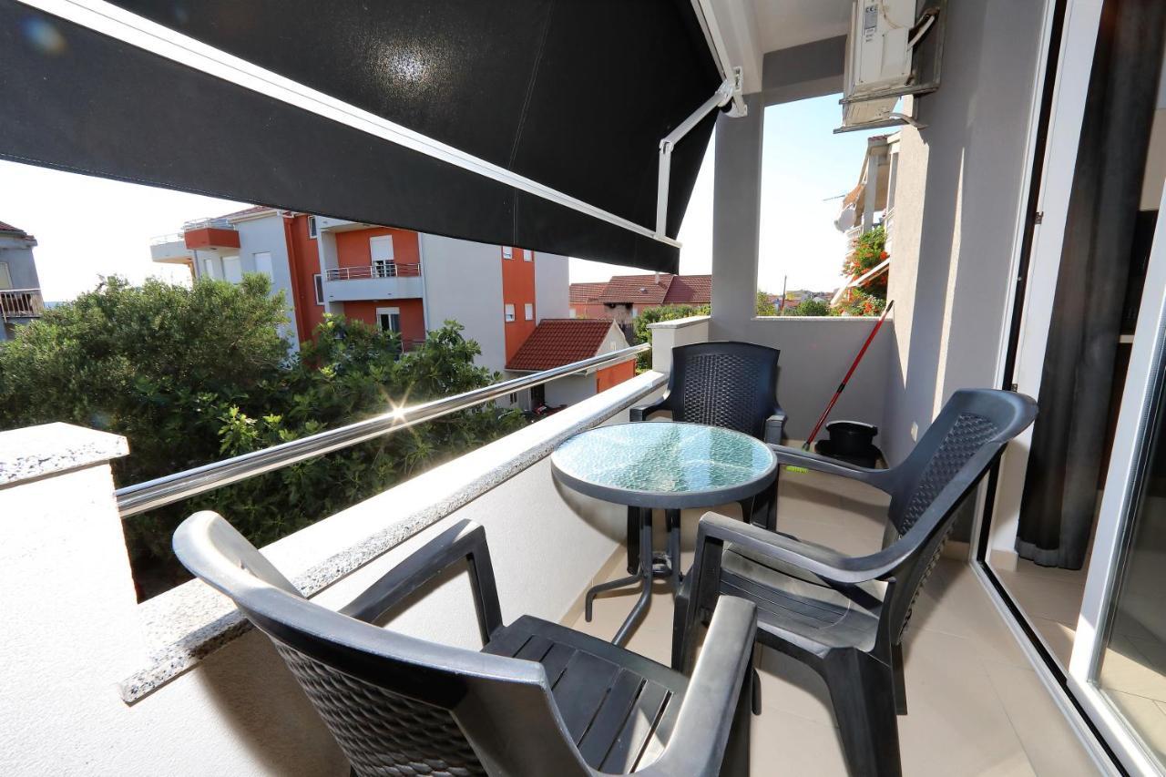 Apartments Neli بيبينيا المظهر الخارجي الصورة