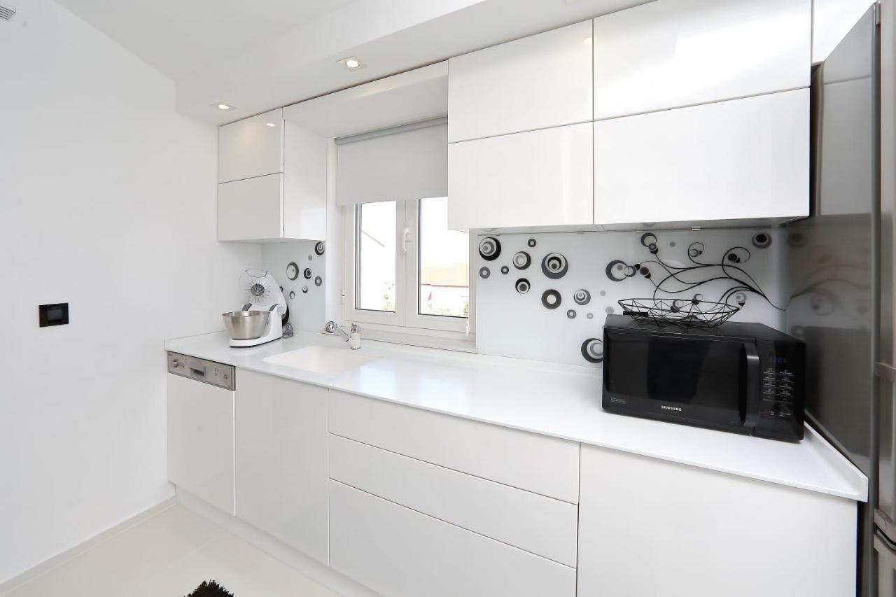 Apartments Neli بيبينيا المظهر الخارجي الصورة