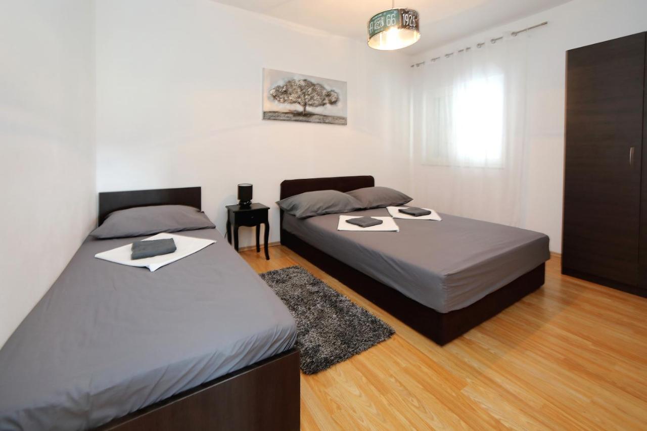 Apartments Neli بيبينيا المظهر الخارجي الصورة