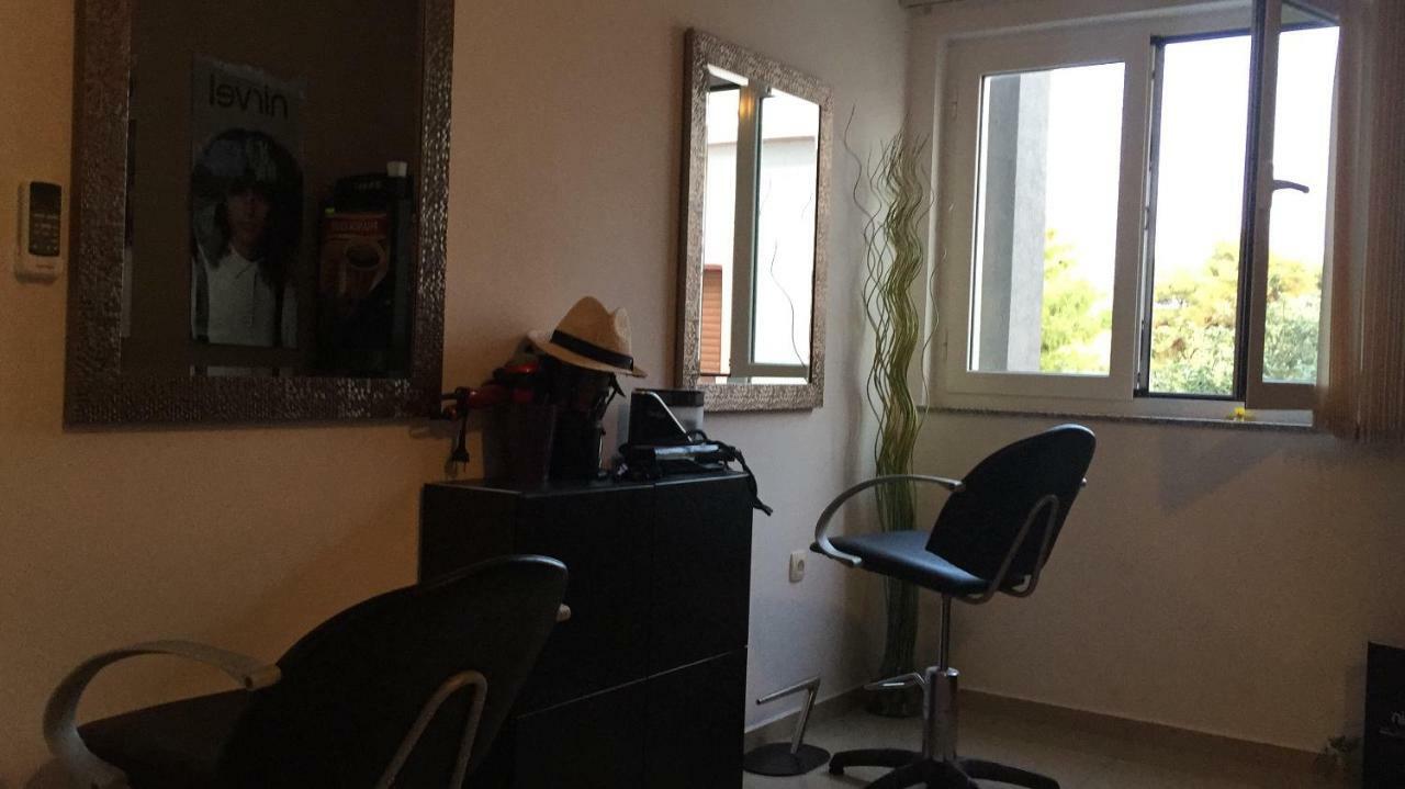 Apartments Neli بيبينيا المظهر الخارجي الصورة