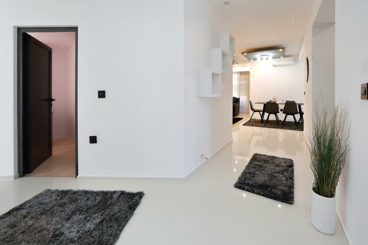 Apartments Neli بيبينيا المظهر الخارجي الصورة