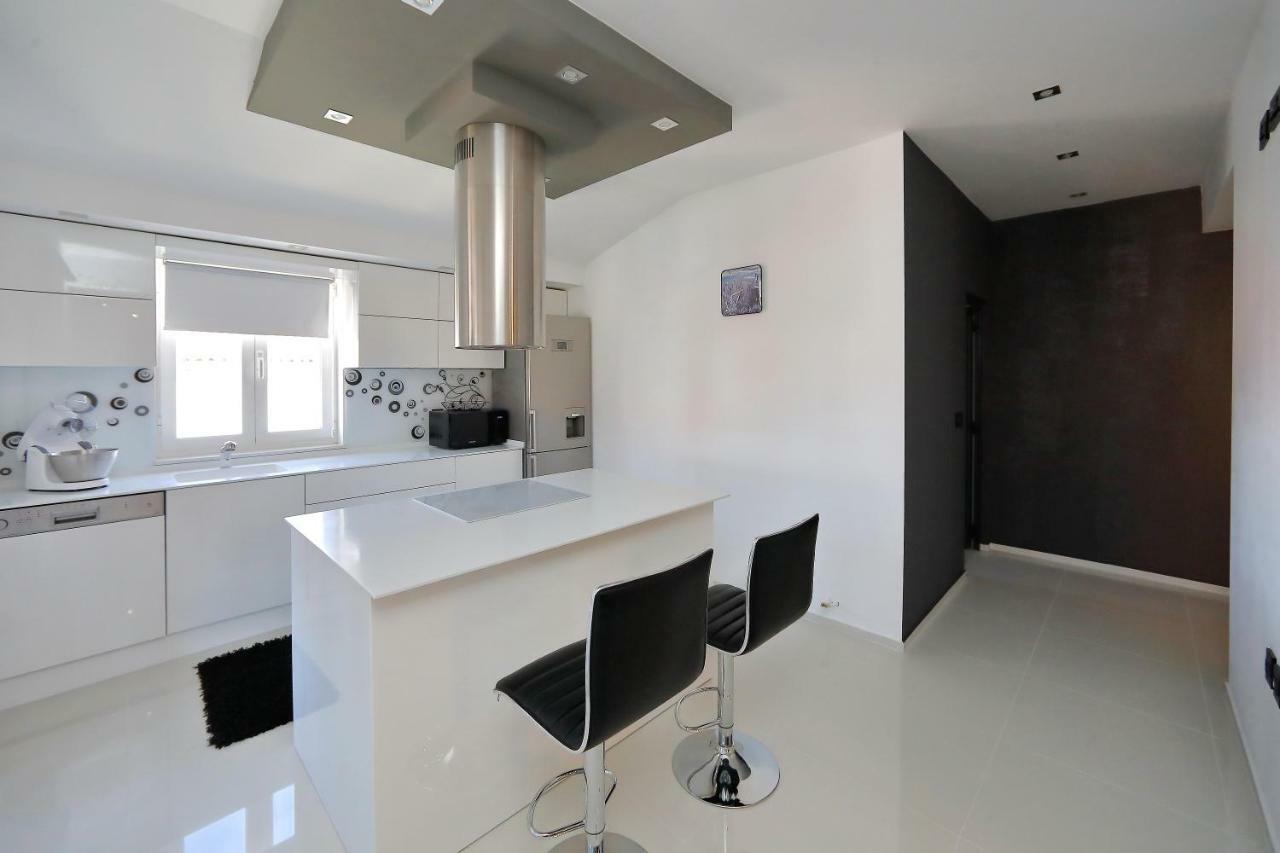 Apartments Neli بيبينيا المظهر الخارجي الصورة