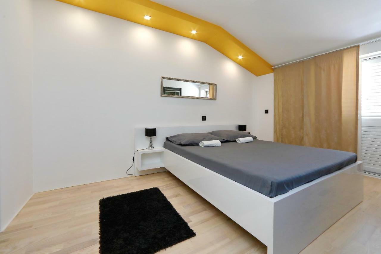 Apartments Neli بيبينيا المظهر الخارجي الصورة