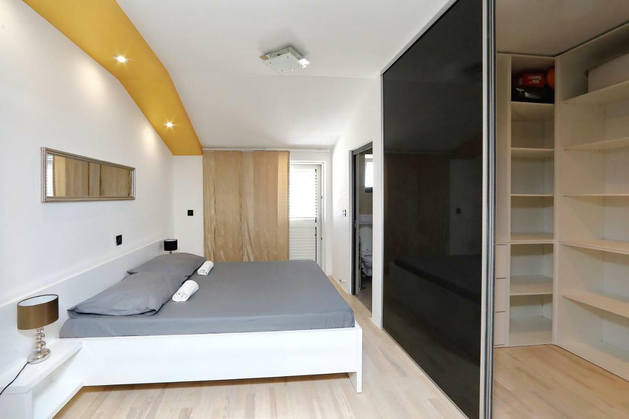 Apartments Neli بيبينيا المظهر الخارجي الصورة