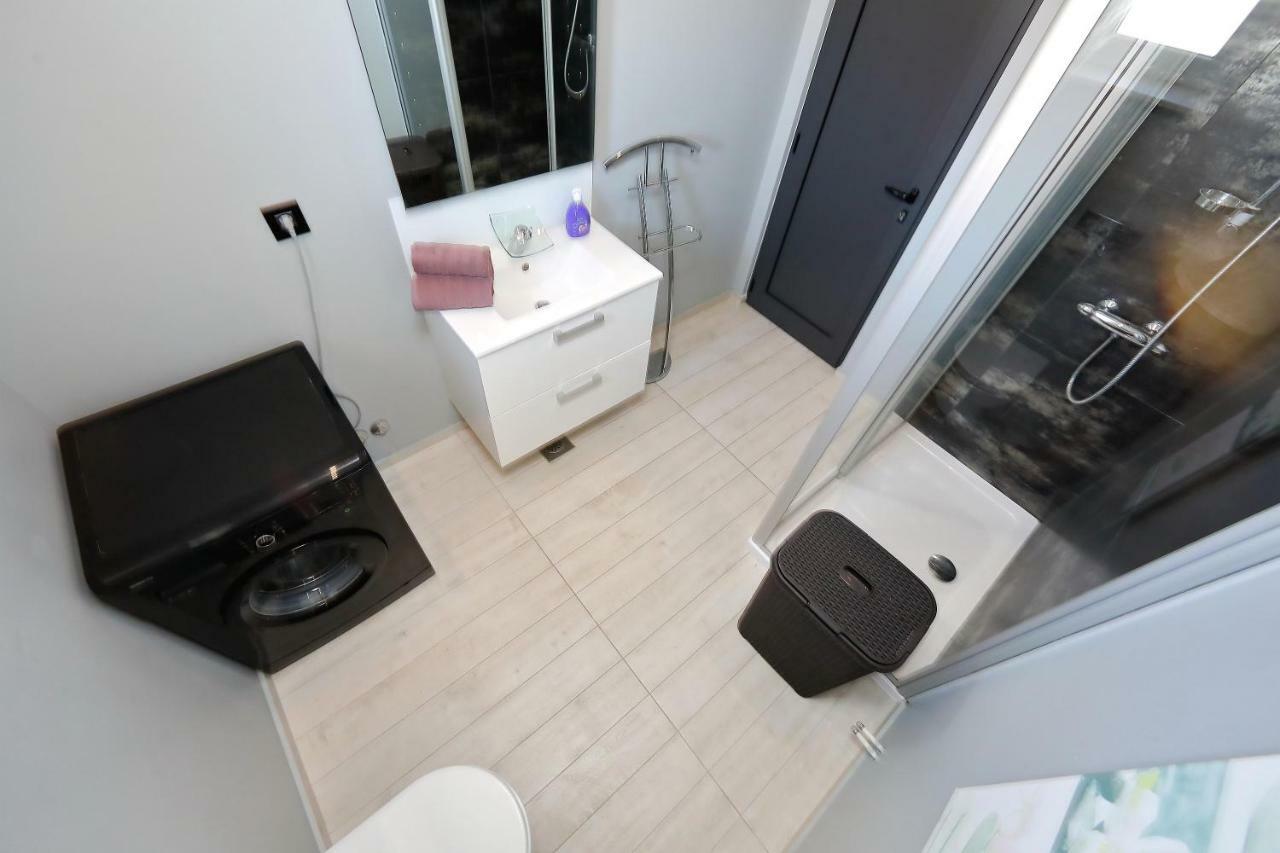 Apartments Neli بيبينيا المظهر الخارجي الصورة